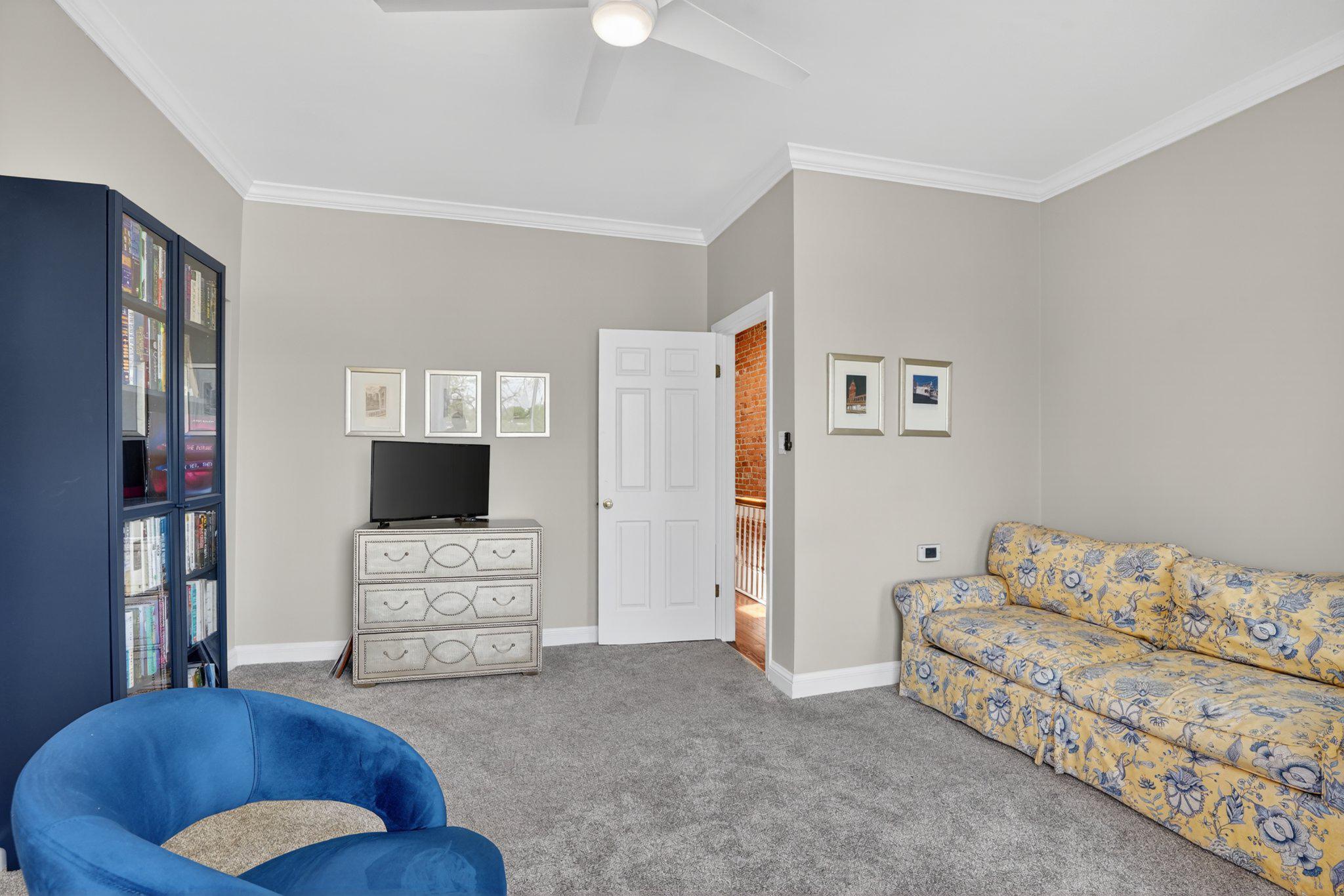 1233 E Street Southeast Washington, DC 20003 - Photo 18 of 37 Bright and inviting living space.
