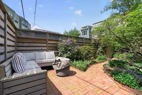 $1,460,000 | 1233 E Street Southeast, Washington, DC 20003