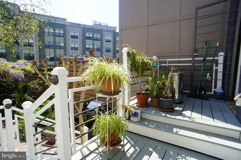 $1,460,000 | 1233 E Street Southeast, Washington, DC 20003
