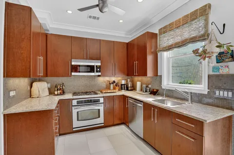 $1,460,000 | 1233 E Street Southeast, Washington, DC 20003