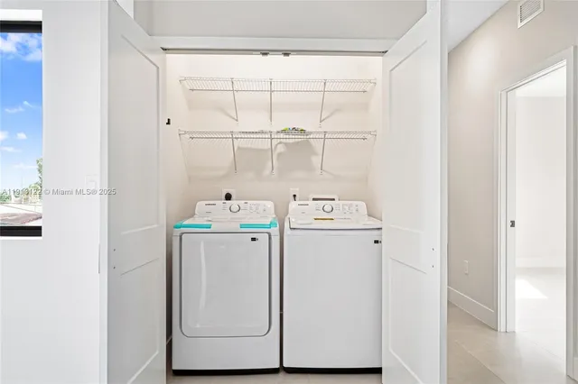 a picture of floor plan