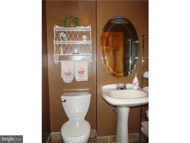130 Red Stone Ridge Delran, NJ 08075 - Photo 16 of 18 Gallery Image 16