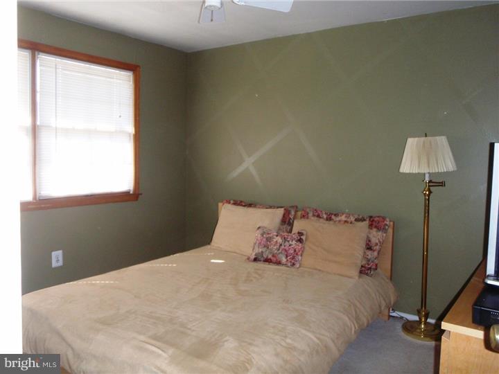 130 Red Stone Ridge Delran, NJ 08075 - Photo 9 of 18 Gallery Image 9