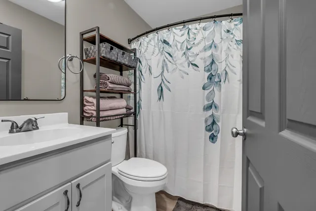 $464,900 | 10911 Woodbrook Drive, Cement City, MI 49233