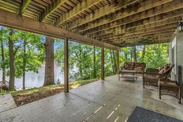 $464,900 | 10911 Woodbrook Drive, Cement City, MI 49233