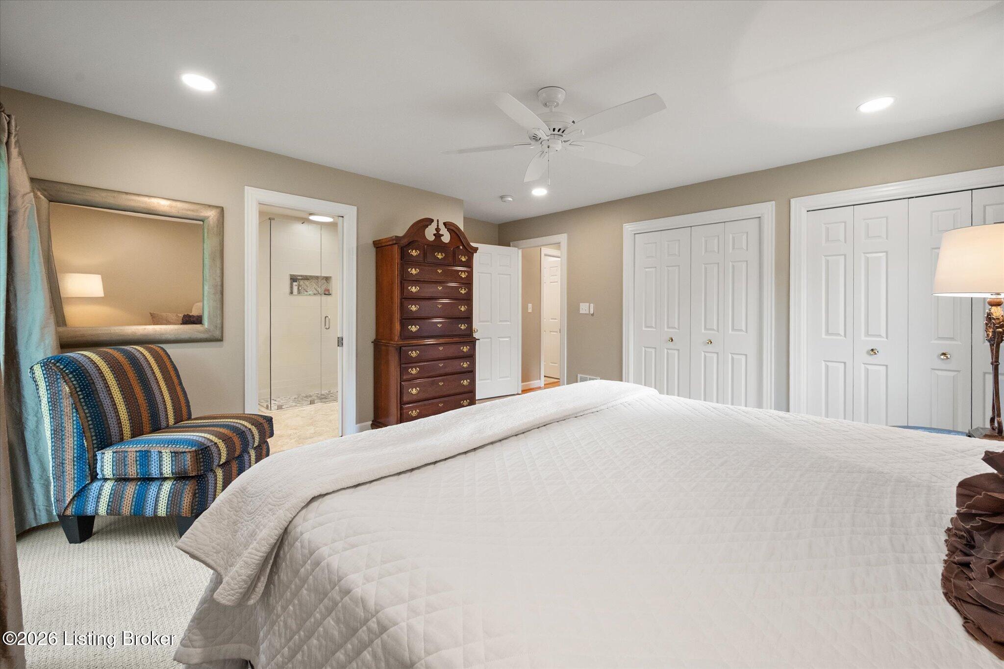 5407 Navajo Road Louisville, KY 40207 - Photo 15 of 33 Primary Bedroom