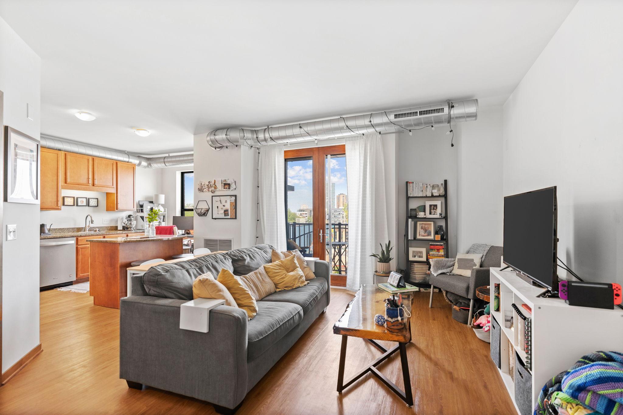 15 East Franklin Avenue, Unit 320 Minneapolis, MN 55404 - Photo 1 of 23