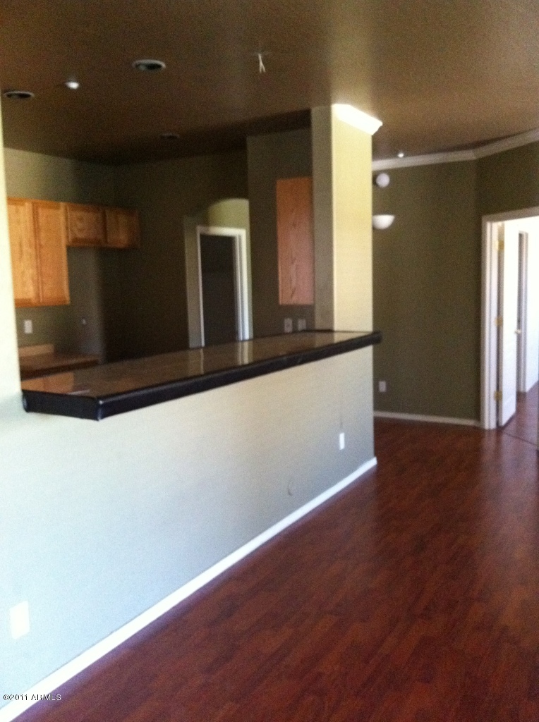 955 East Knox Road, Unit 246 Chandler, AZ 85225 - Photo 16 of 27 Joys Home Pics 171