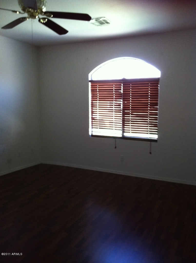 955 East Knox Road, Unit 246 Chandler, AZ 85225 - Photo 18 of 27 Joys Home Pics 177