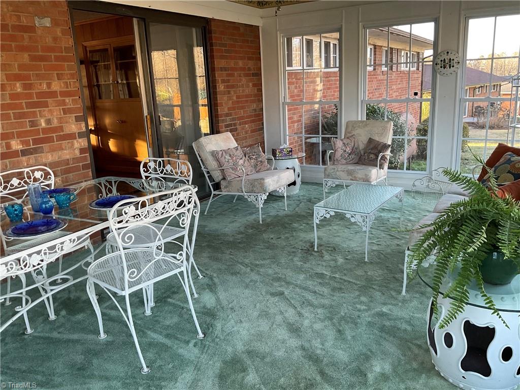 623 Lakeview Drive Thomasville, NC 27360 - Photo 15 of 33