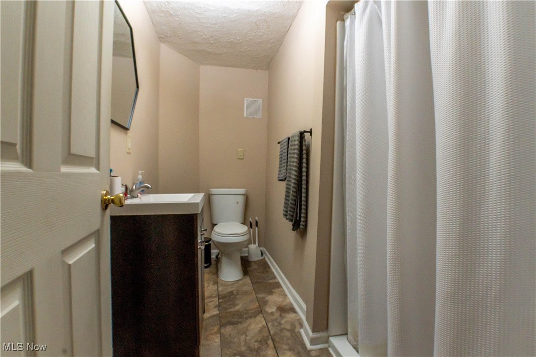533 Cuyahoga Street Akron, OH 44310 - Photo 18 of 23 Gallery Image 18