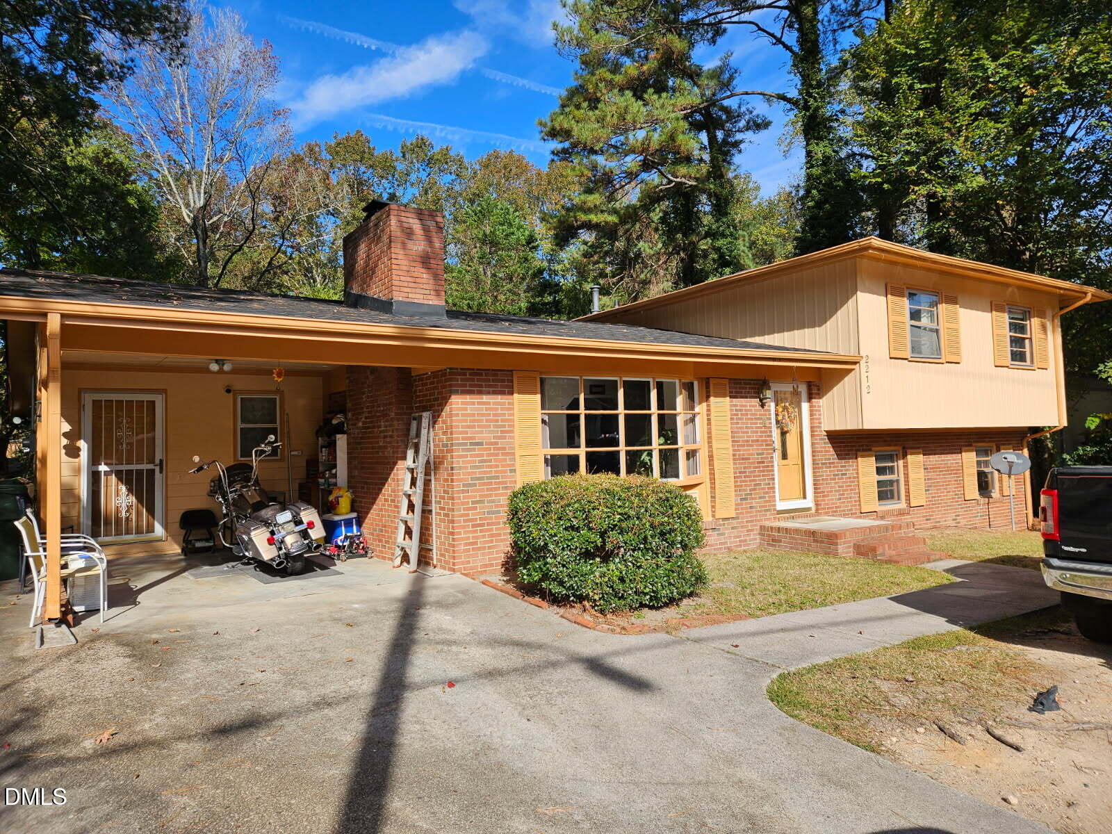 2212 Sanderford Road Raleigh, NC 27610 - Photo 2 of 2 Frontview1