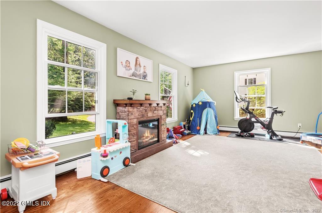 50 Falmouth Road Stamford, CT 06903 - Photo 14 of 40 14