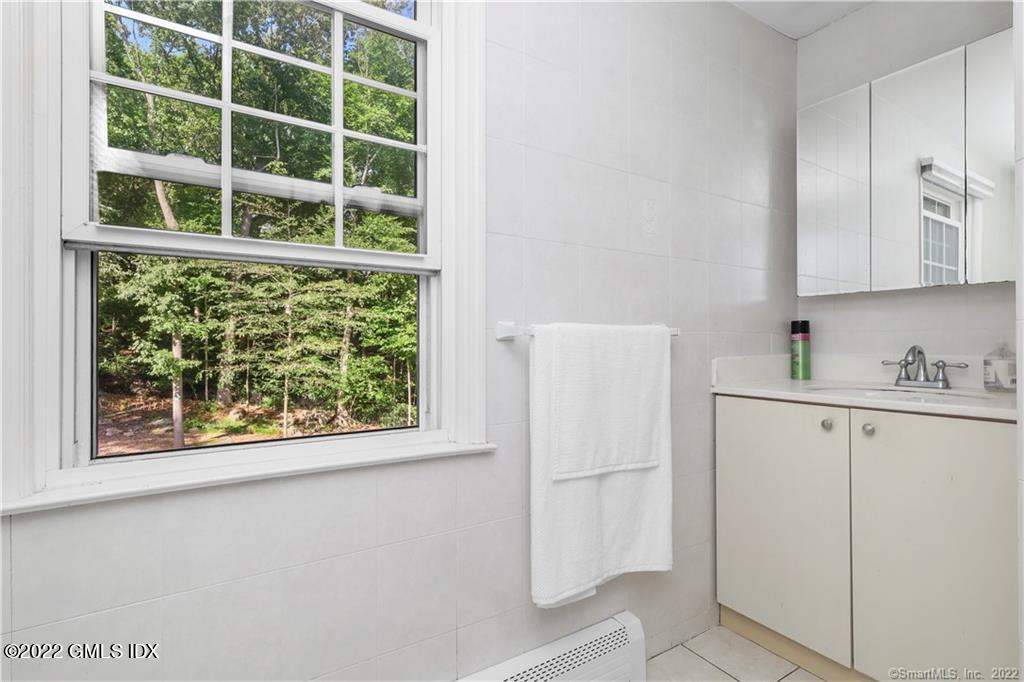 50 Falmouth Road Stamford, CT 06903 - Photo 18 of 40 18