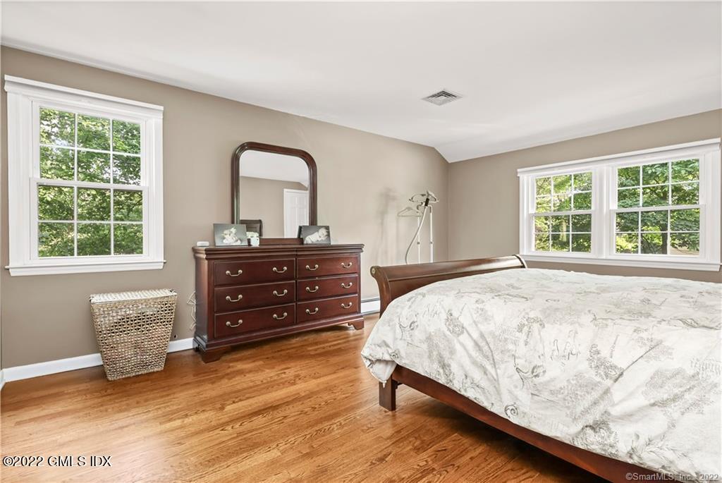 50 Falmouth Road Stamford, CT 06903 - Photo 23 of 40 23