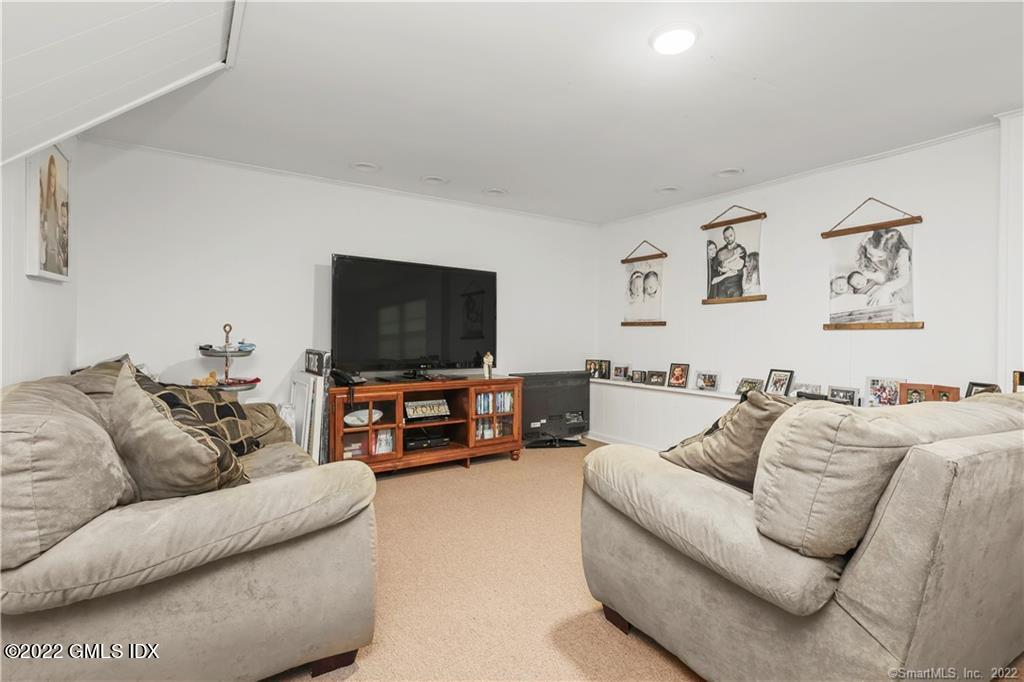 50 Falmouth Road Stamford, CT 06903 - Photo 27 of 40 27