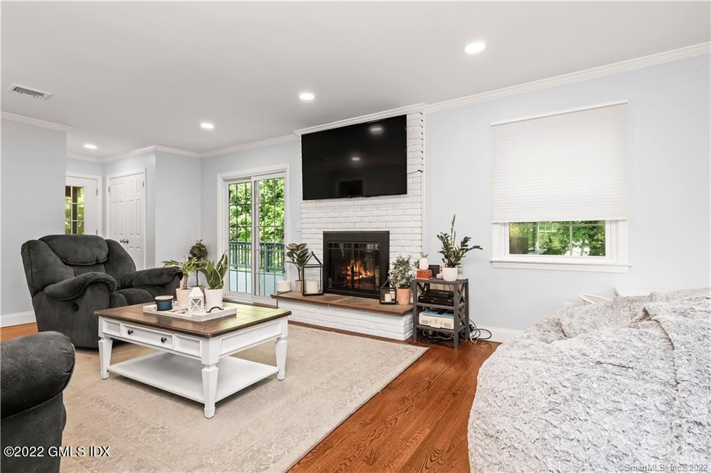 50 Falmouth Road Stamford, CT 06903 - Photo 6 of 40 6