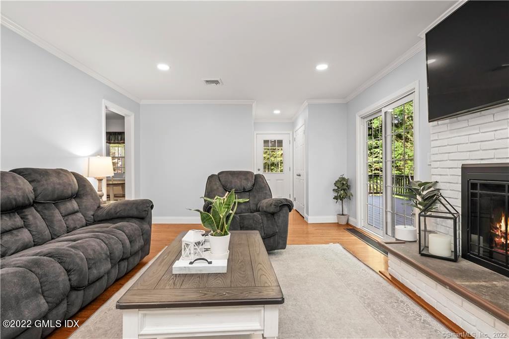 50 Falmouth Road Stamford, CT 06903 - Photo 7 of 40 7
