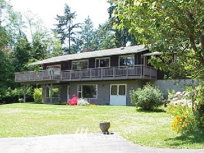 9873 Northeast Roberts Road Bainbridge Island, WA 98110 - Photo 1 of 1 Gallery Image 1