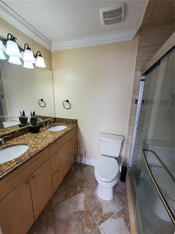 $2,300 | 7841 Southwest 152nd Avenue, Unit 4, Miami, FL 33193