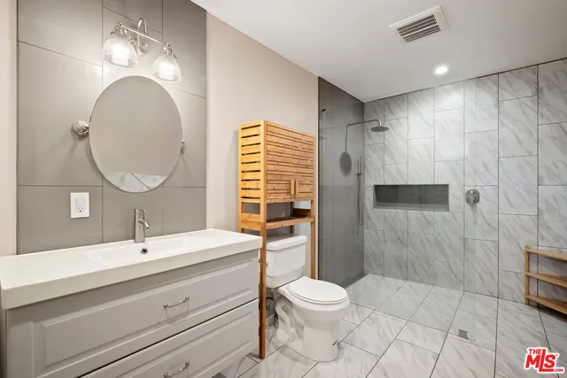 $810,000 | 231 South Avenue 58, Los Angeles, CA 90042