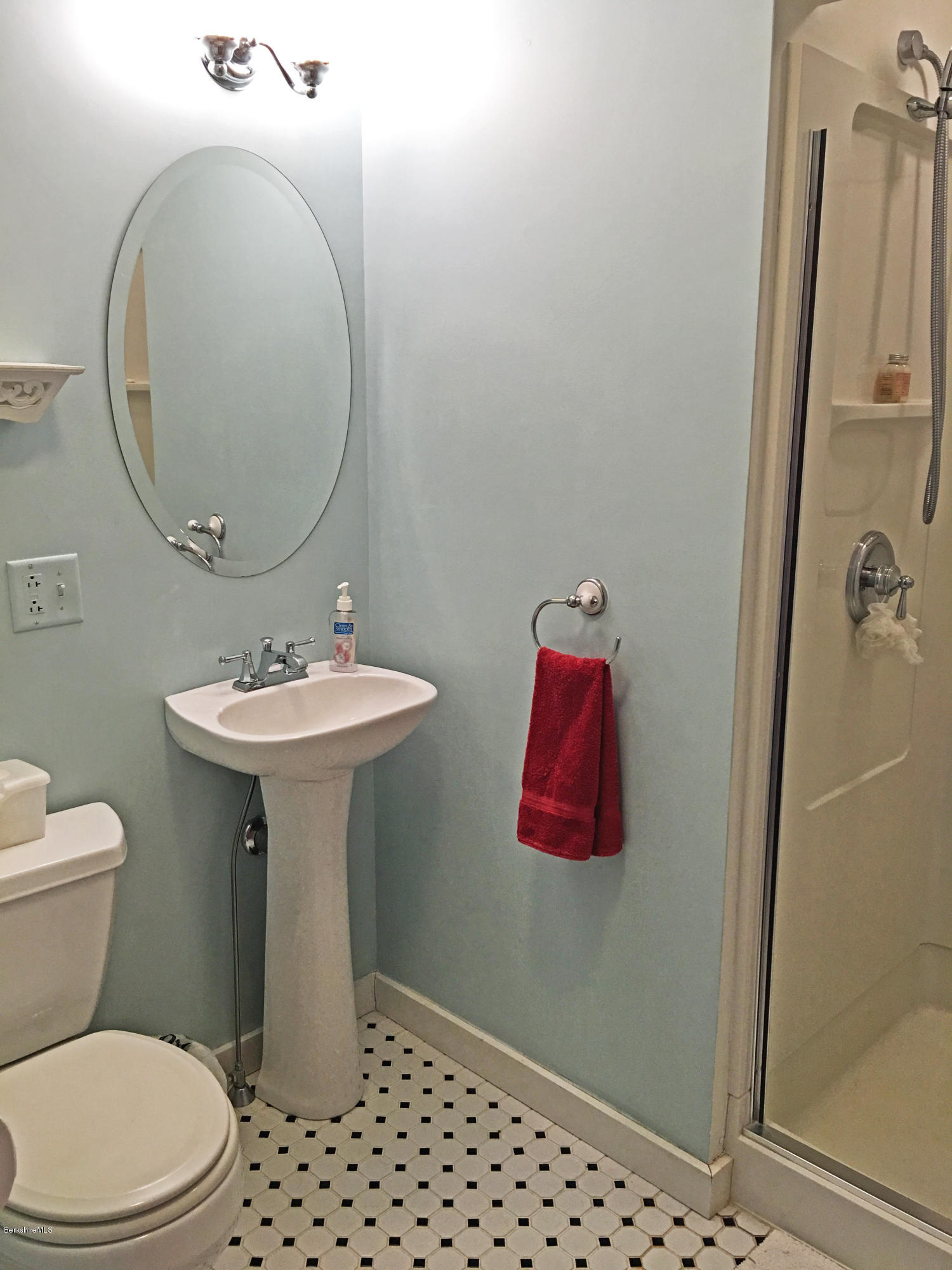 171 Schultz Road Washington, MA 01223 - Photo 19 of 27 a bathroom with a sink toilet and shower