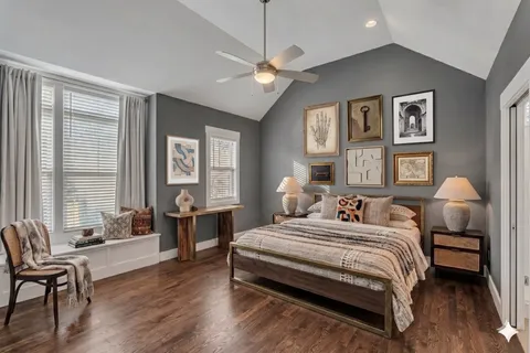 $579,000 | 702 B Waco Drive, Nashville, TN 37209
