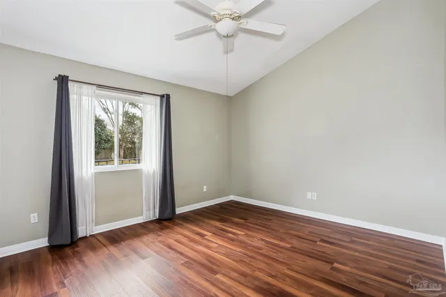 $415,000 | 994 Great Oaks Drive, Gulf Breeze, FL 32563