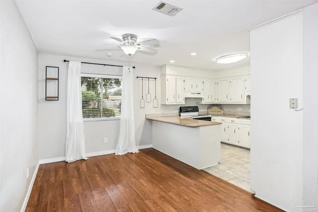 $415,000 | 994 Great Oaks Drive, Gulf Breeze, FL 32563