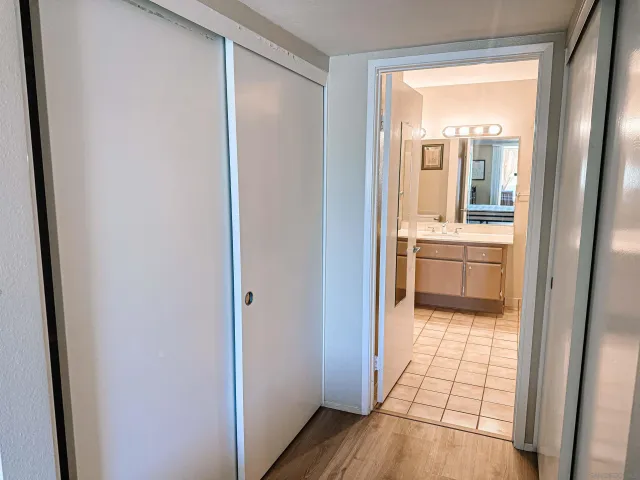 $2,950 | 3098 Rue D’Orleans, Unit 210, San Diego, CA 92110