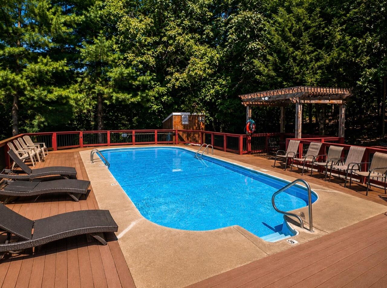 982 Indian Point Road, Unit 312 Indian Point, MO 65616 - Photo 11 of 14 White Wing Condo