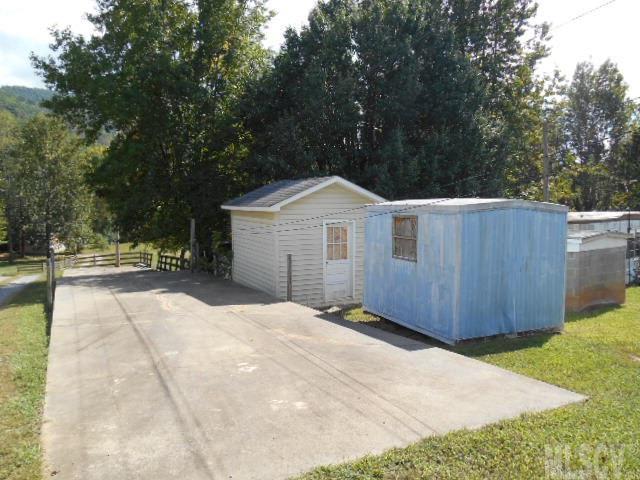 5873 Jenkins Road Morganton, NC 28655 - Photo 8 of 17