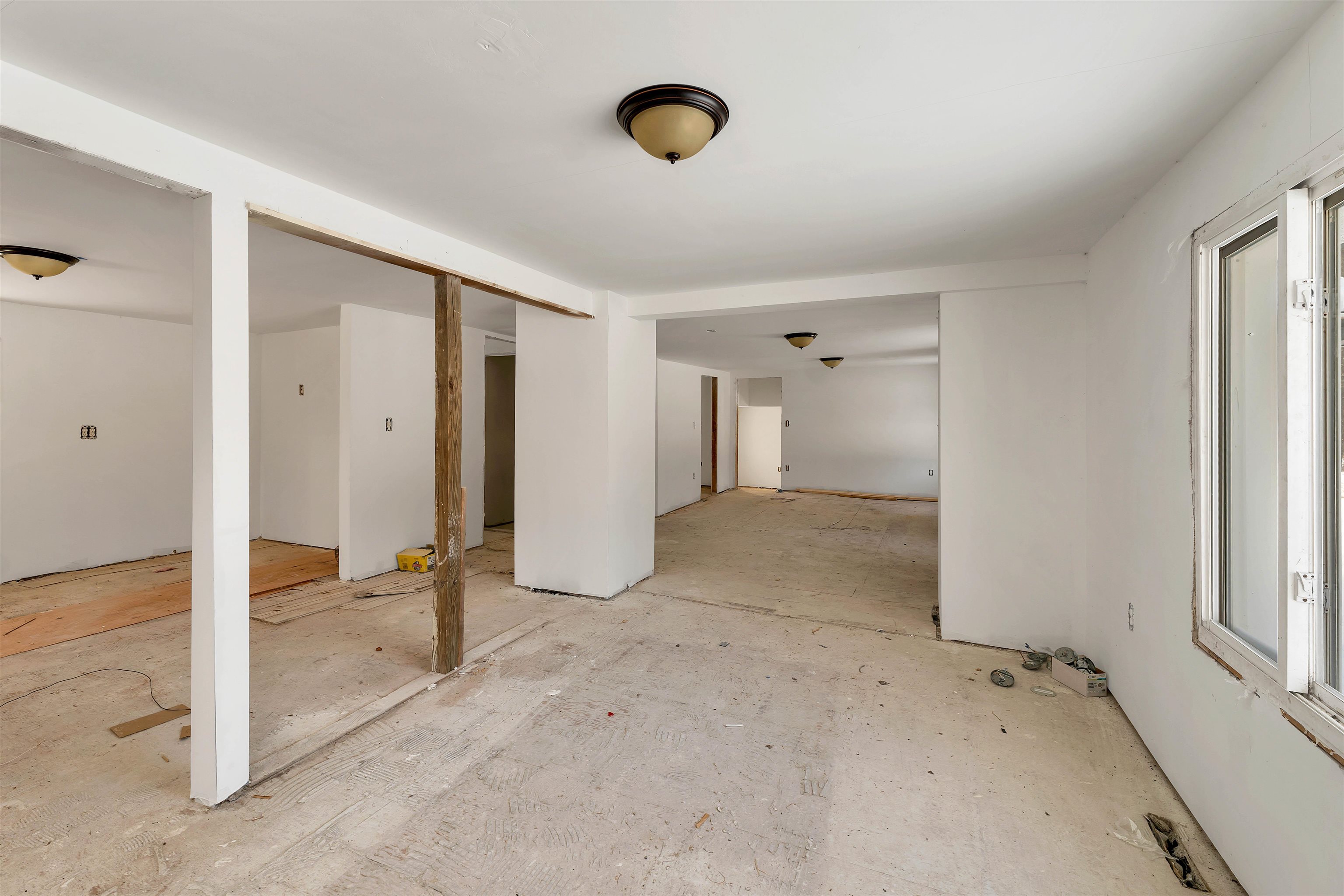 57 Pinkham Road Middleton, NH 03887 - Photo 3 of 32