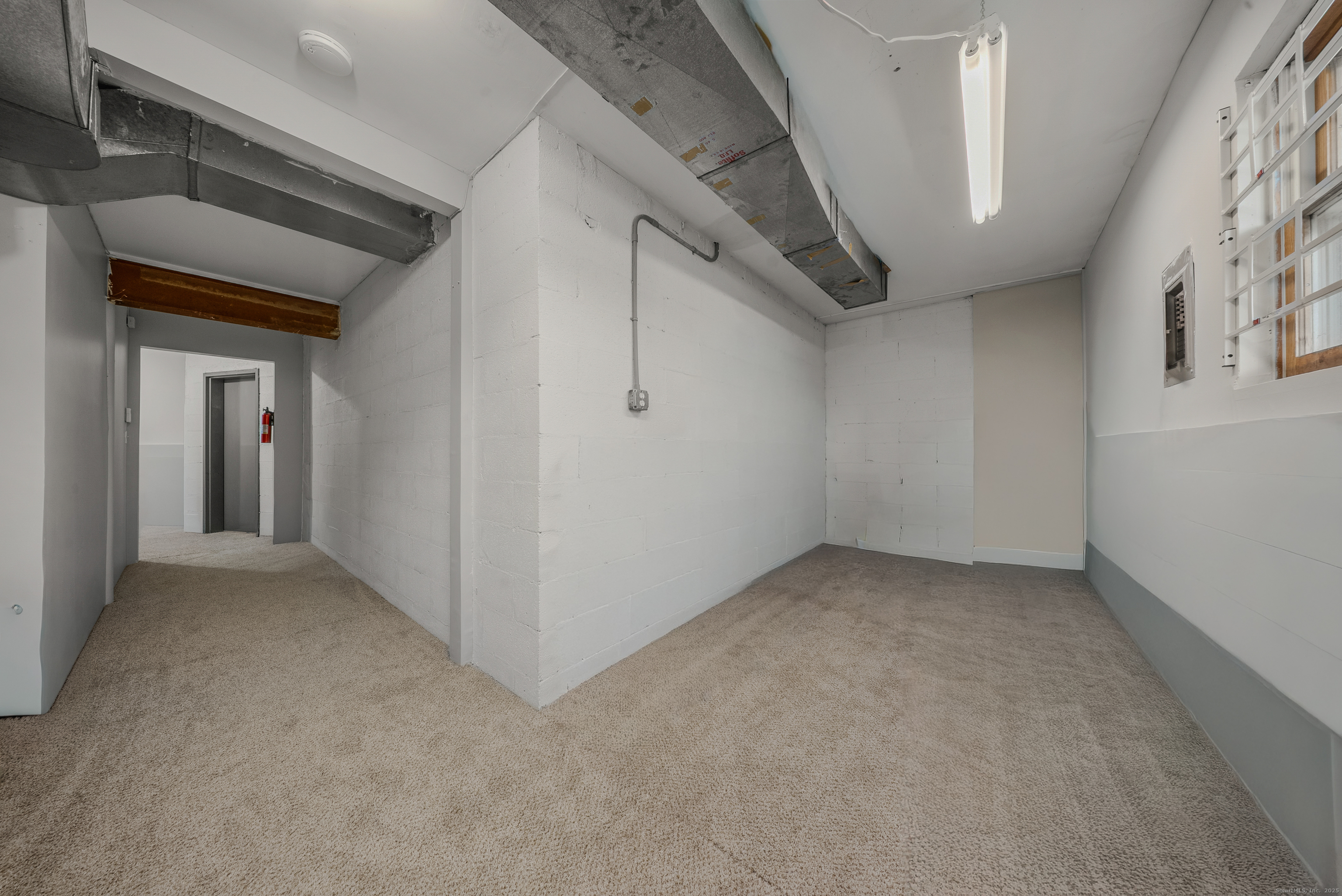 83 Carriage Drive, Unit 83 Milford, CT 06460 - Photo 26 of 33 a view of small space