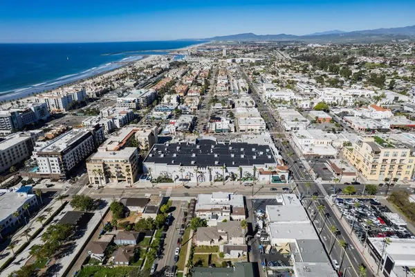 $1,600,000 | 114 South Tremont Street, Oceanside, CA 92054