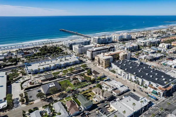 $1,600,000 | 114 South Tremont Street, Oceanside, CA 92054