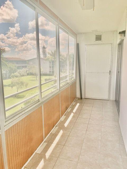 207 Suffolk F Boca Raton, FL 33434 - Photo 13 of 37 Enclosed Patio