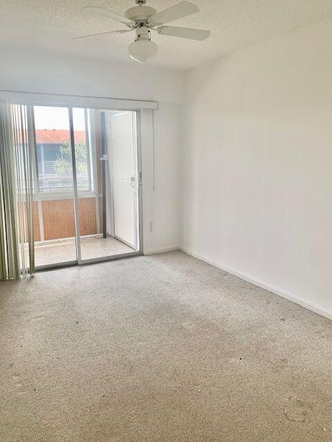 207 Suffolk F Boca Raton, FL 33434 - Photo 10 of 37 Second Bedroom