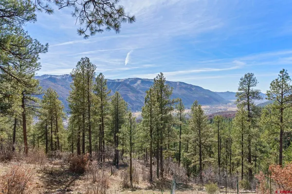 $1,200,000 | 400 Oakcrest Drive, Durango, CO 81301