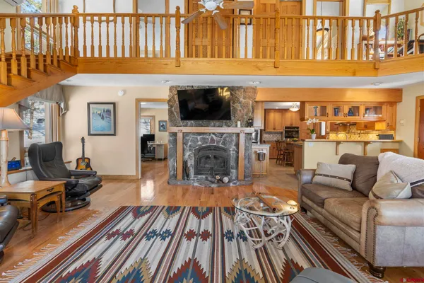 $1,200,000 | 400 Oakcrest Drive, Durango, CO 81301