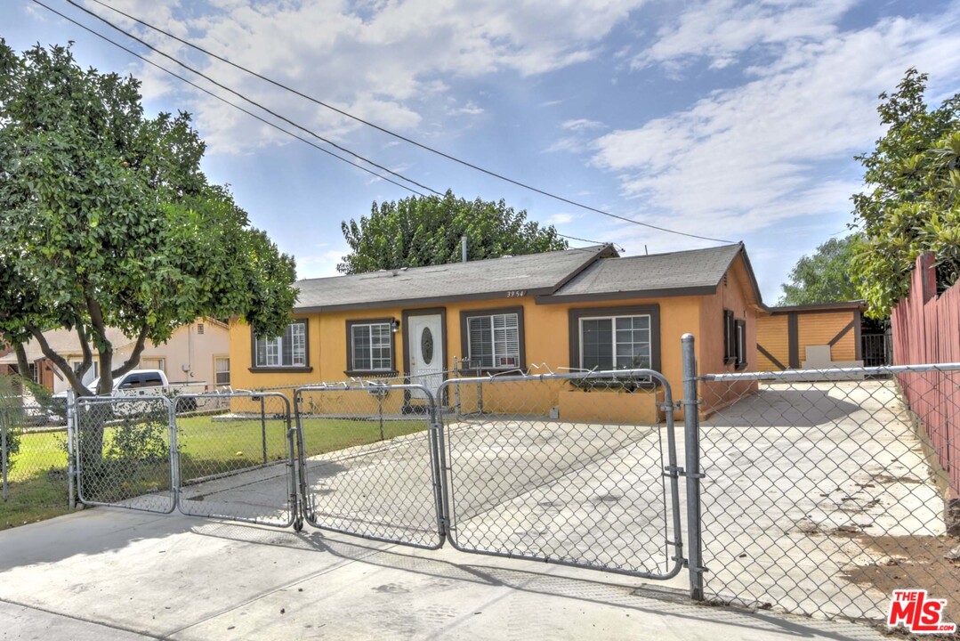 3954 Tomlinson Avenue Riverside, CA 92503 - Photo 1 of 15 Gallery Image 1