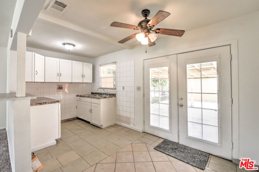 3954 Tomlinson Avenue Riverside, CA 92503 - Photo 4 of 15 Gallery Image 4
