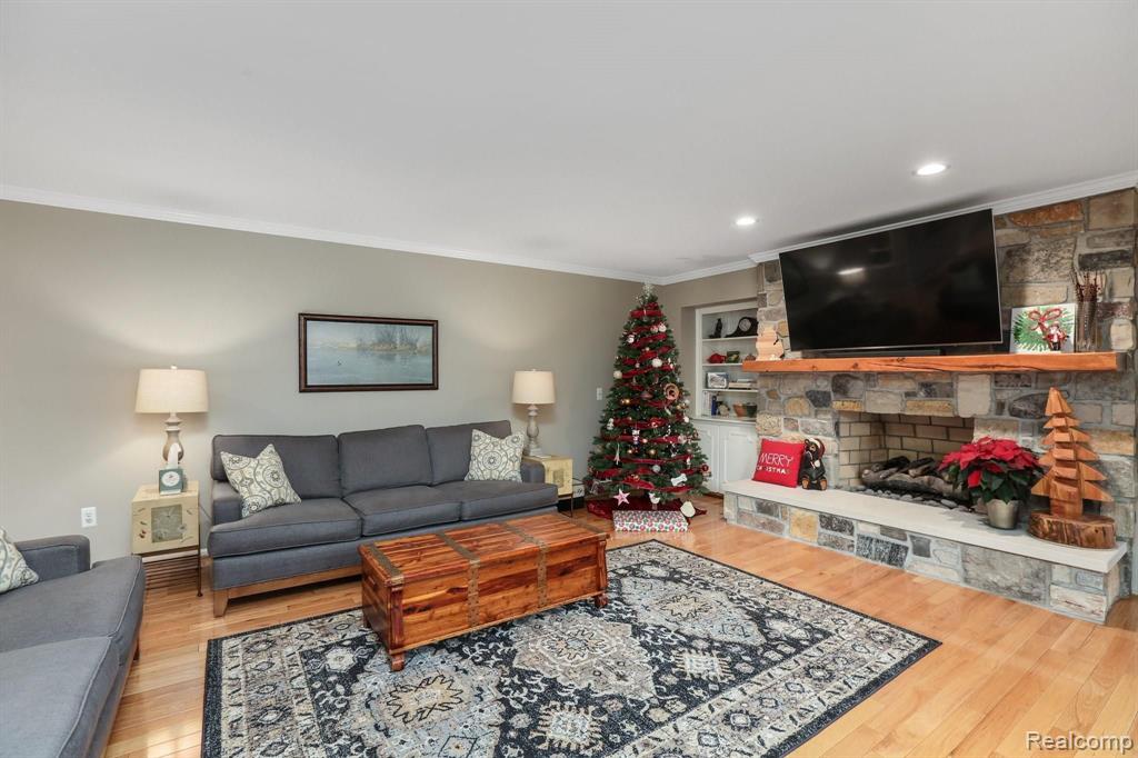 1291 Sunniwood Place Rochester, MI 48306 - Photo 25 of 34