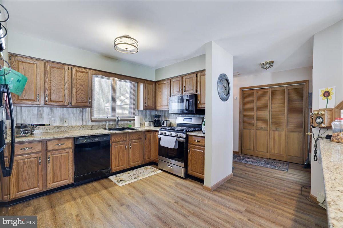 157 Selig Road Pocono Lake, PA 18347 - Photo 10 of 74