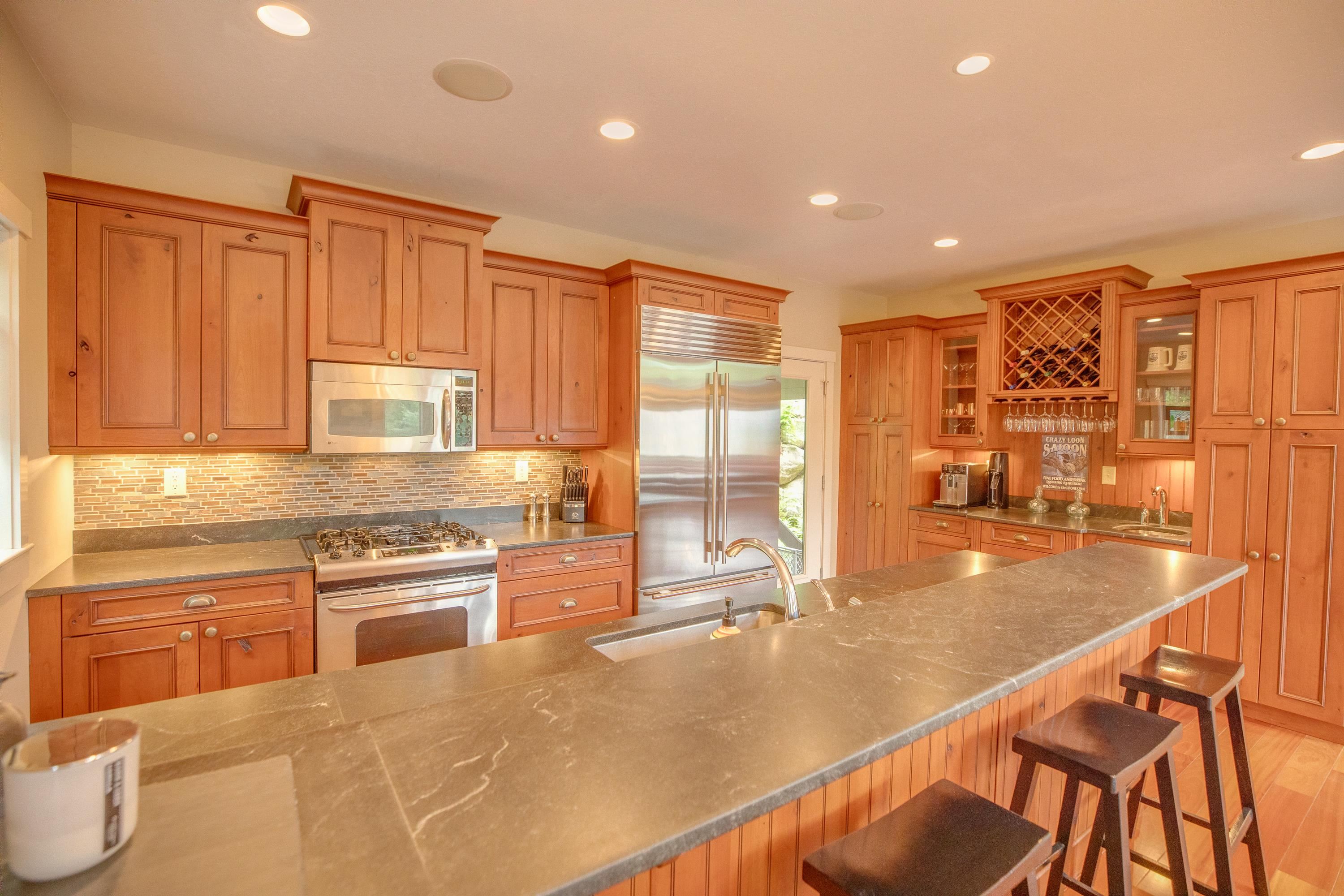 62 Flume Road Lincoln, NH 03251 - Photo 5 of 38 Gallery Image 5