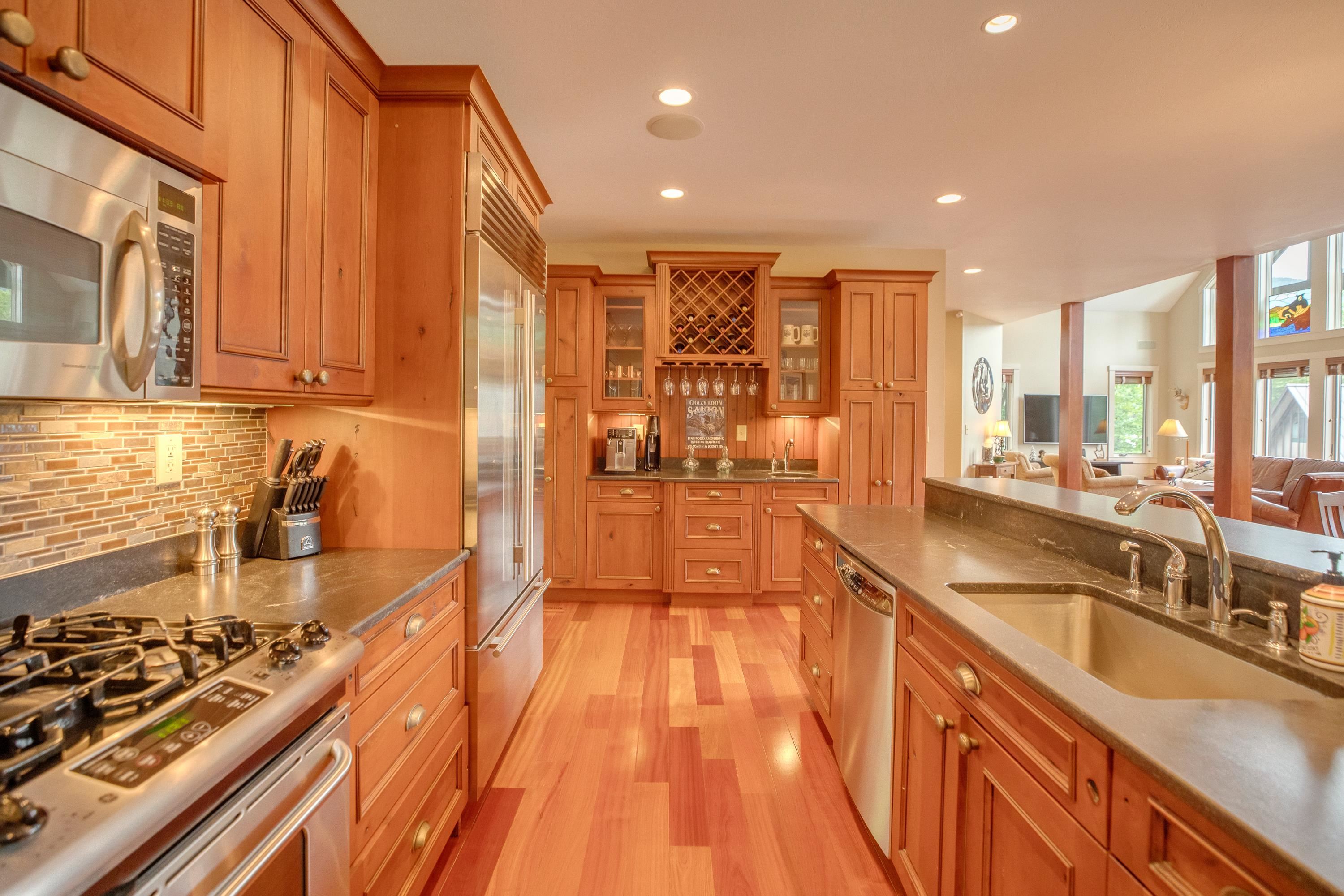62 Flume Road Lincoln, NH 03251 - Photo 8 of 38 Gallery Image 8