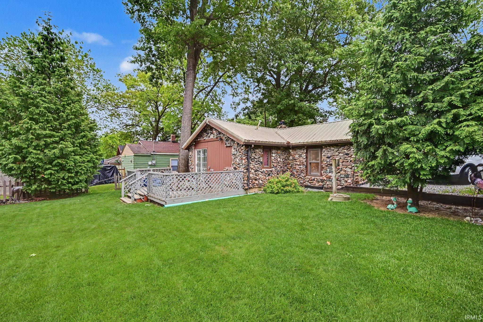 3935 East Parses Road Monticello, IN 47960 - Photo 3 of 34