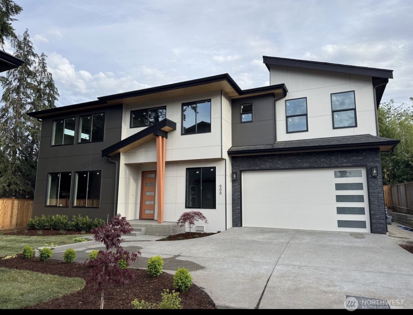 906 232nd Street Southeast Bothell, WA 98021 - Photo 2 of 15