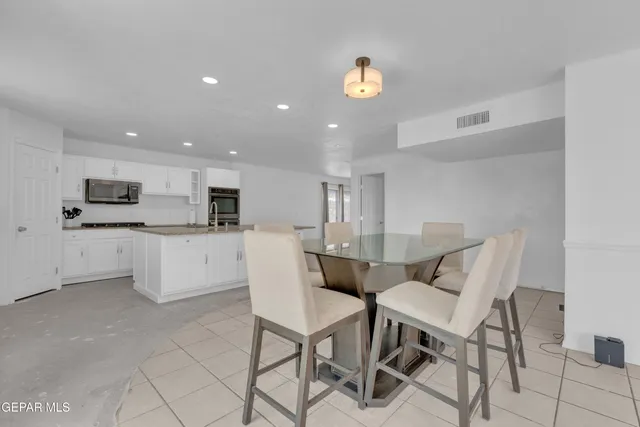 $349,990 | 3204 Zion Lane, El Paso, TX 79904