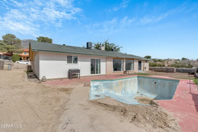 $349,990 | 3204 Zion Lane, El Paso, TX 79904